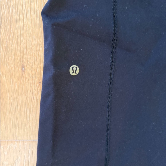 Lululemon pants - Picture 4 of 5
